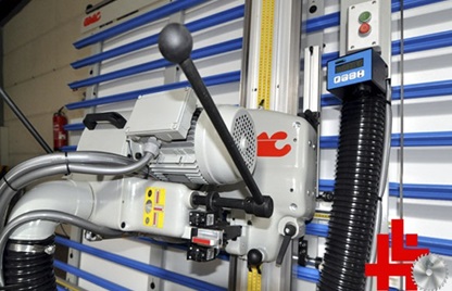 GMC stehende vertikale Plattensäge GMC 4222 vnm Höchsmann Holzbearbeitungsmaschinen Hessen