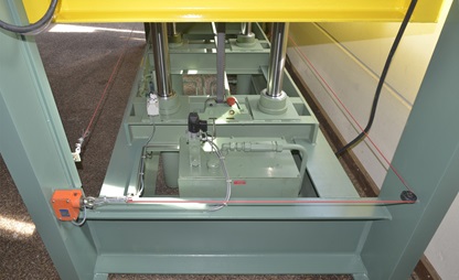 OTT Furnierpresse 3013, gebrauchte Holzbearbeitungsmaschinen Neumaschinen Hessen Höchsmann Langen